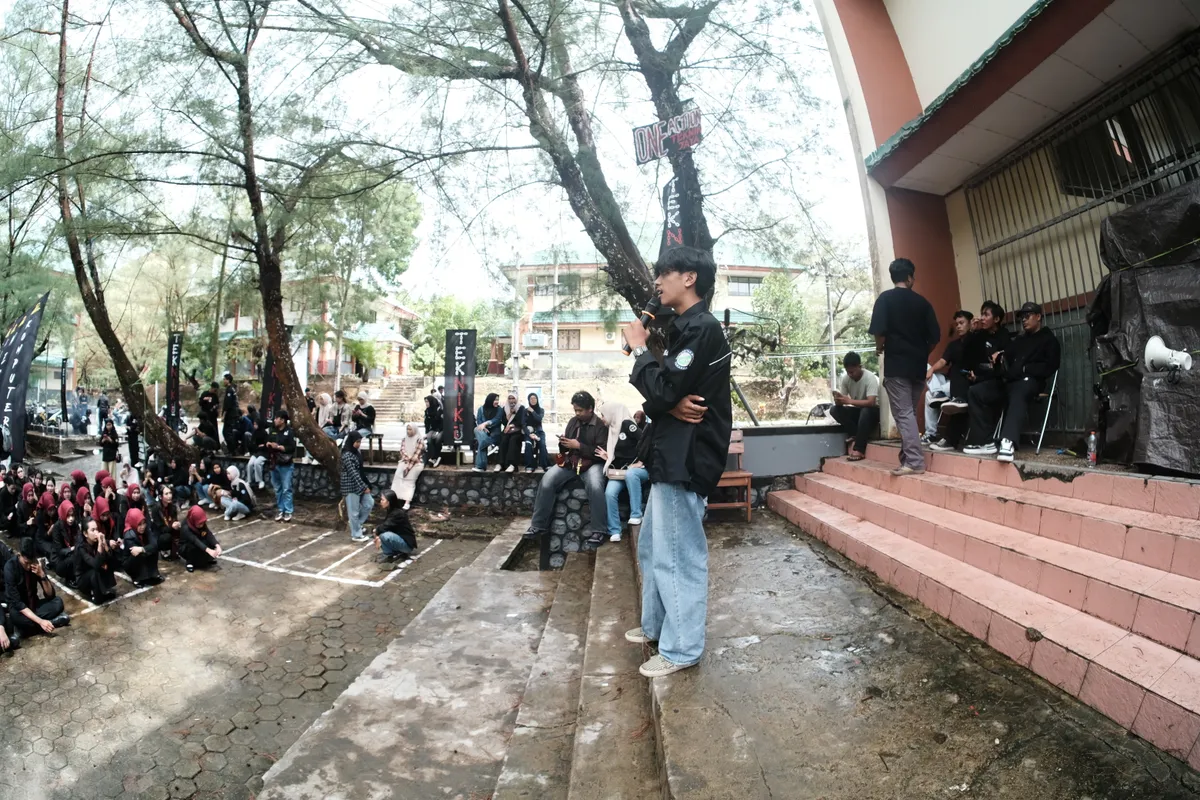Momen Kirab 8
