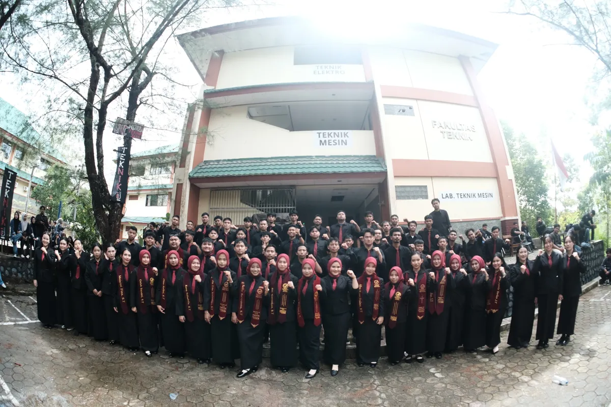 Momen Kirab 21