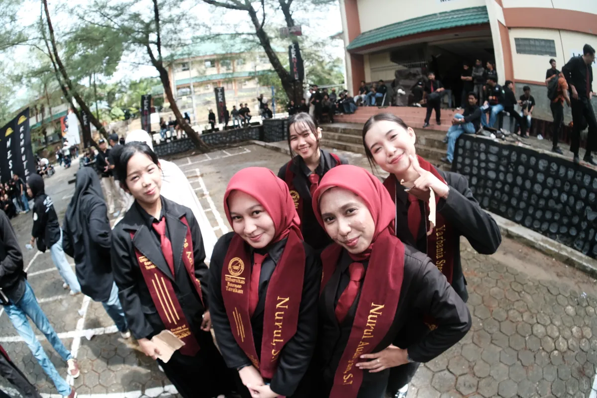 Momen Kirab 43