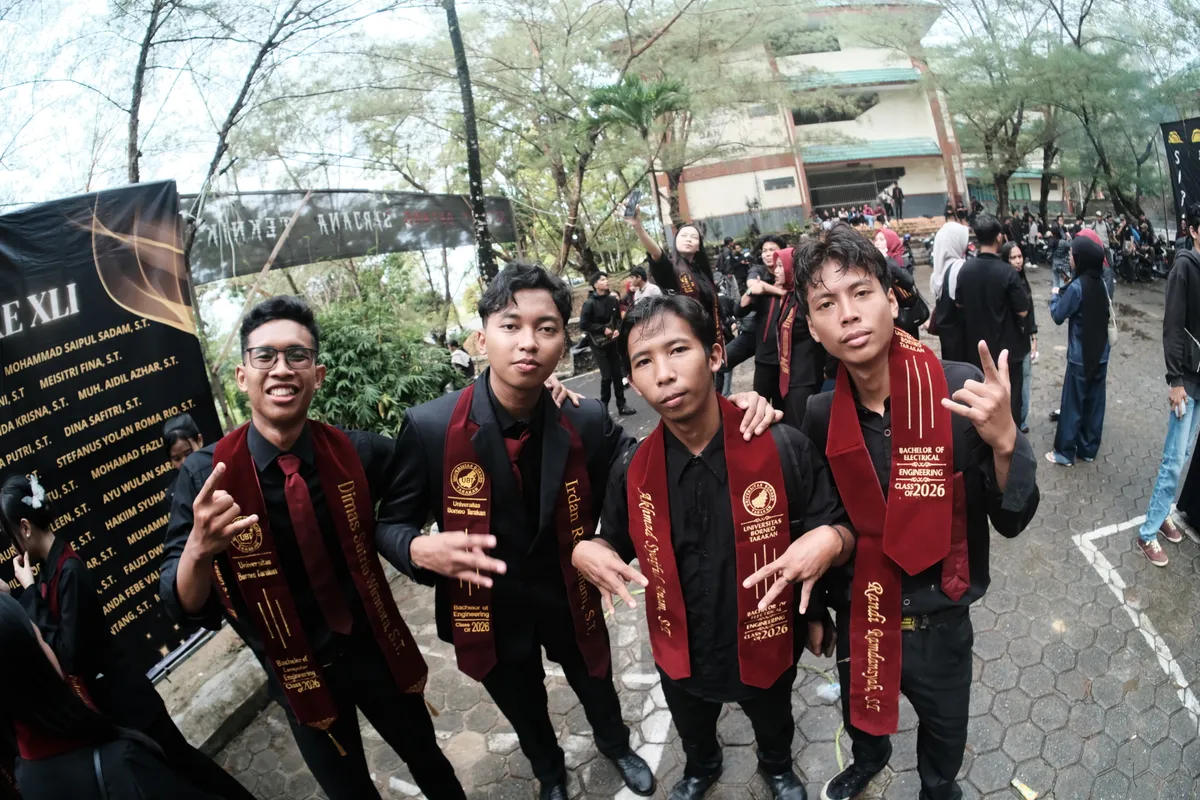 Momen Kirab 49