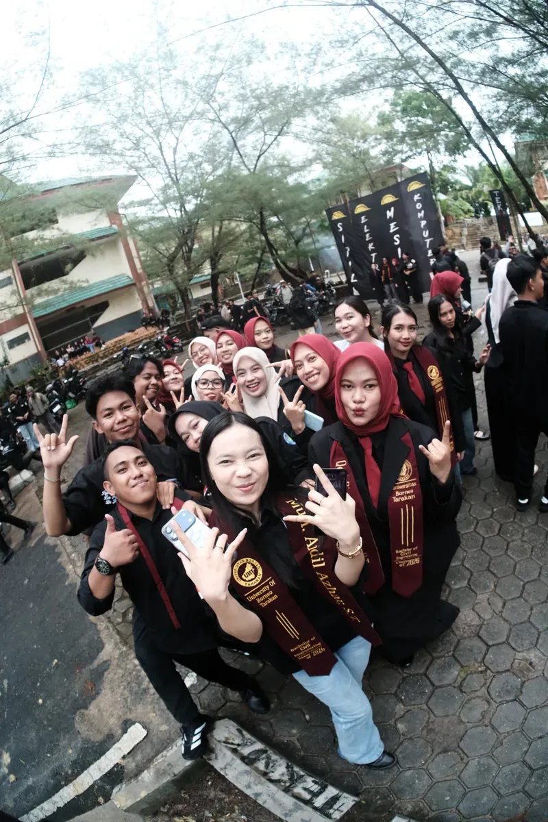 Momen Kirab 52
