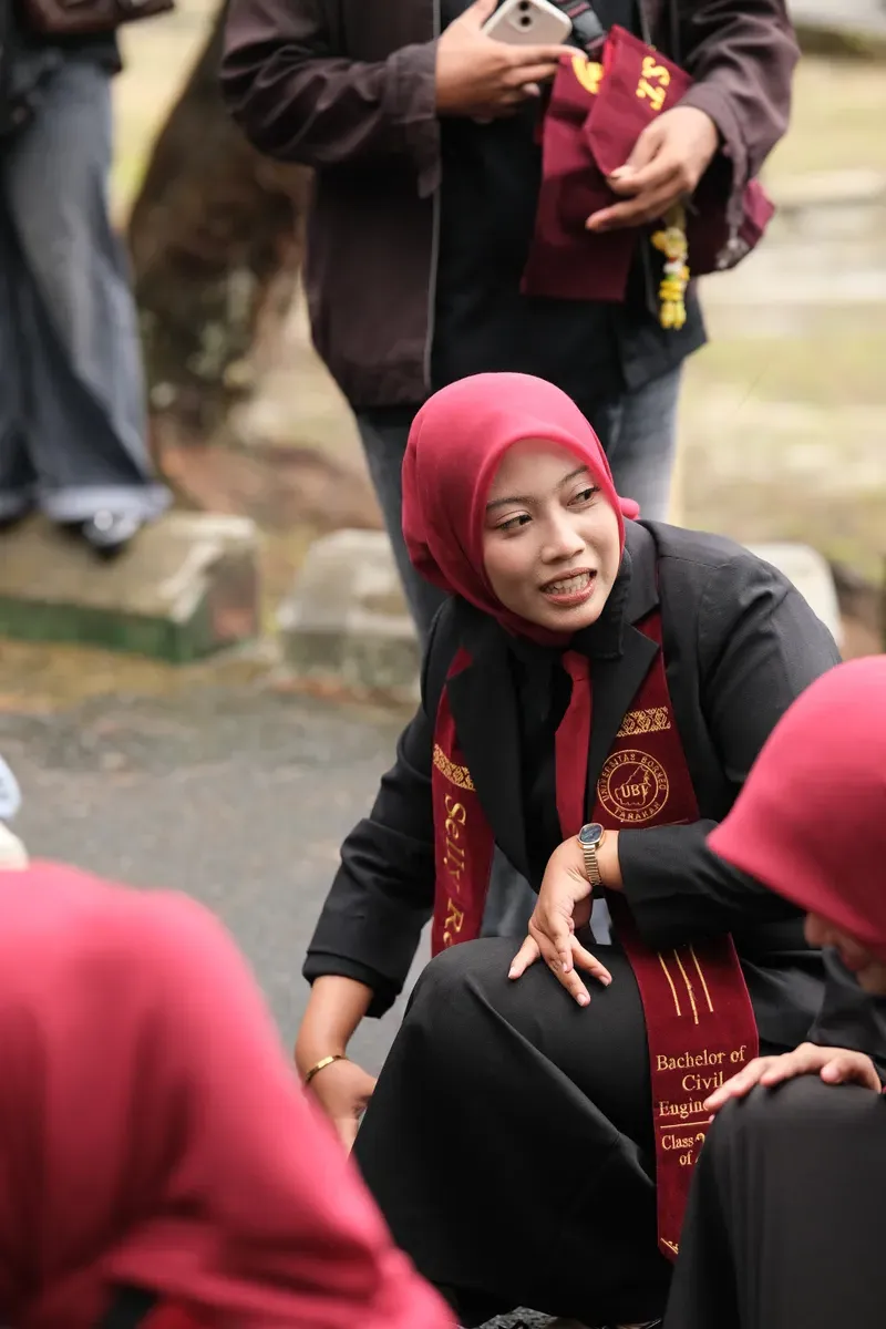 Momen Kirab 76