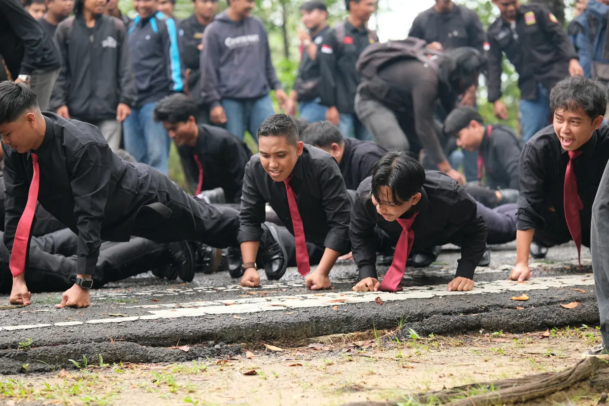 Momen Kirab 82