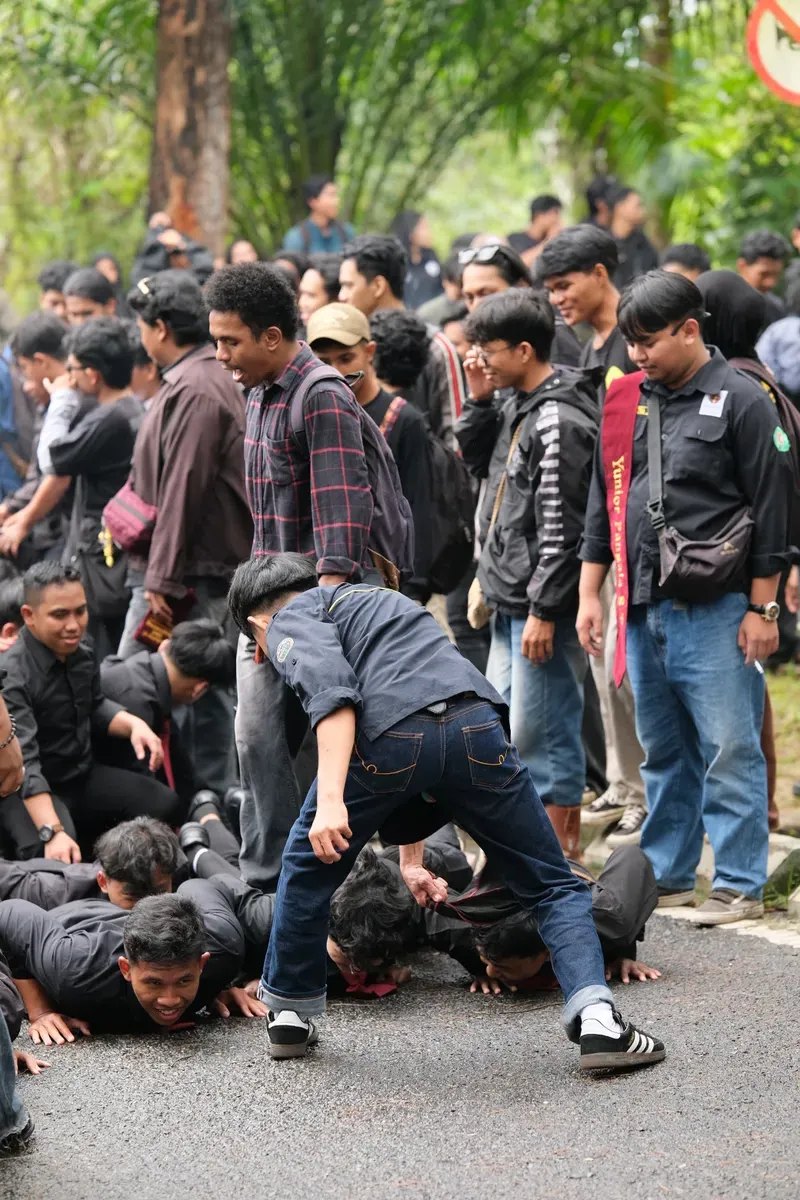 Momen Kirab 122