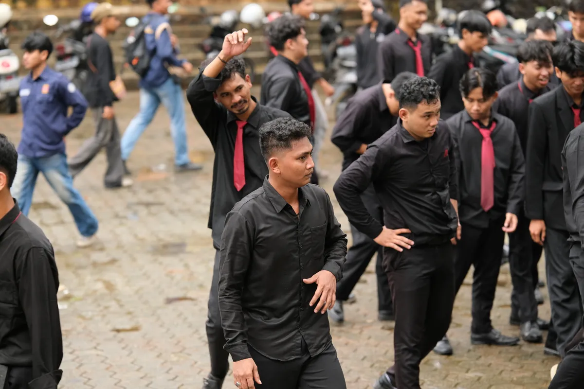 Momen Kirab 132