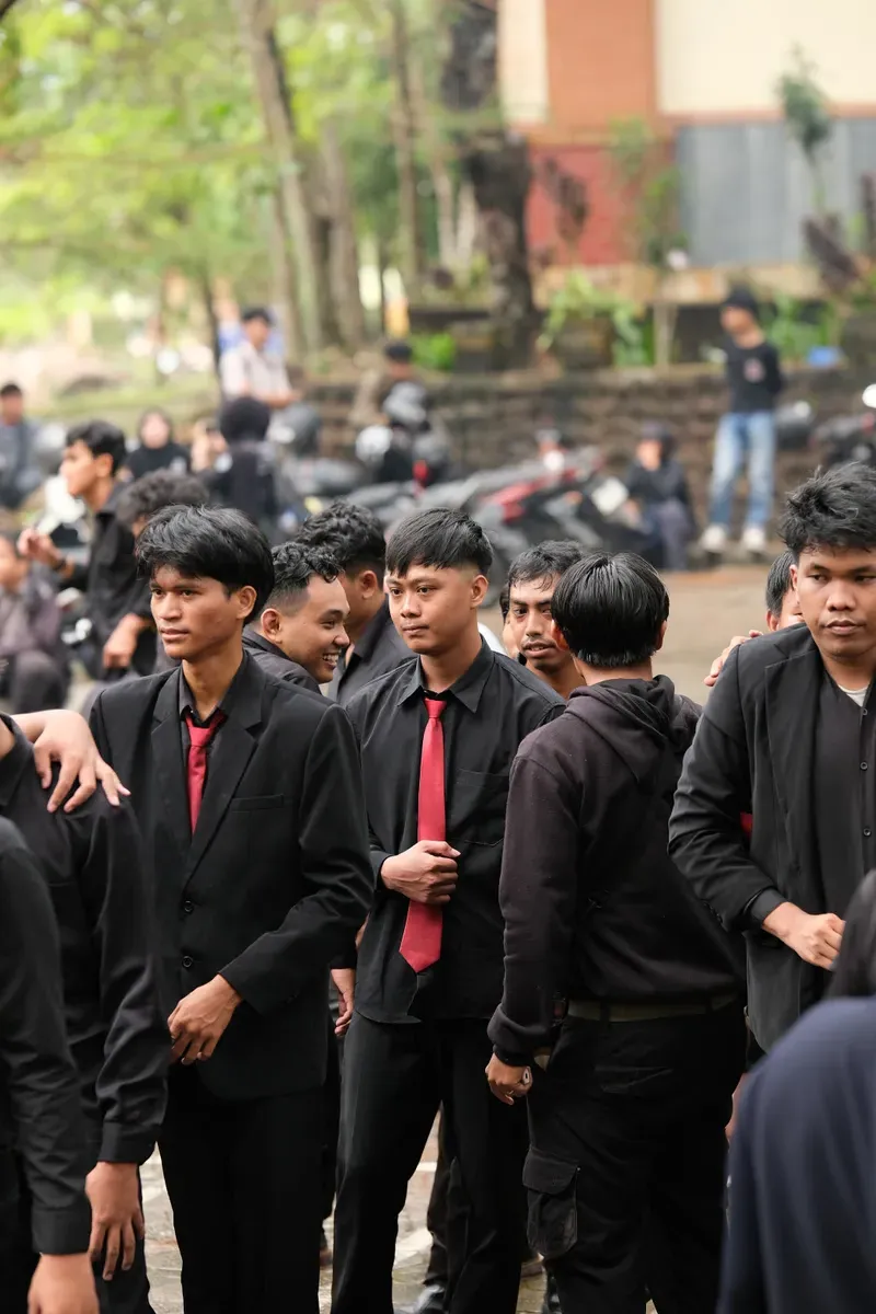 Momen Kirab 142