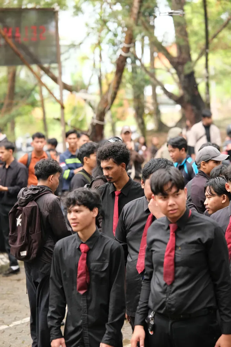 Momen Kirab 143