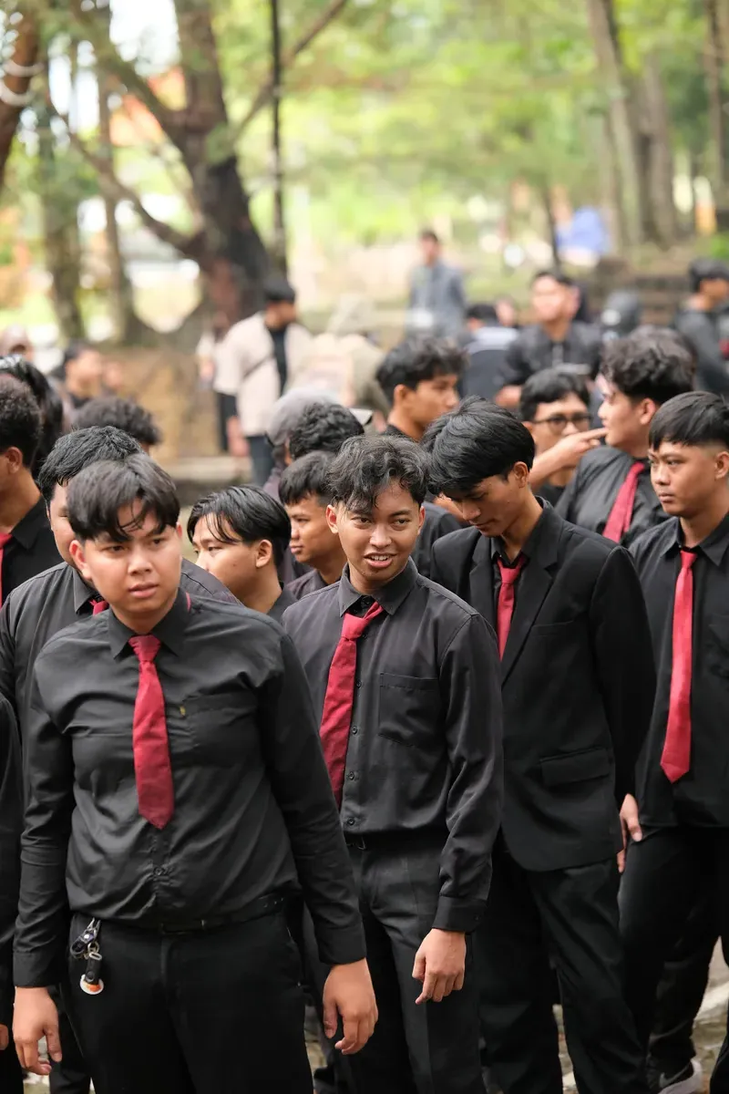 Momen Kirab 144