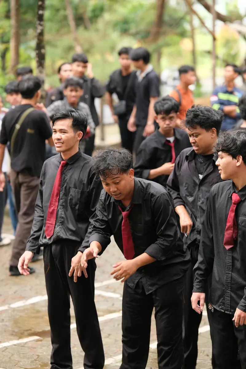 Momen Kirab 147