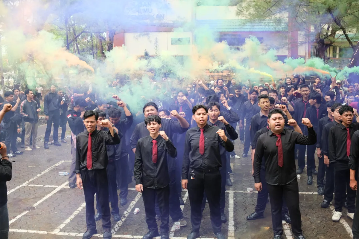 Momen Kirab 176