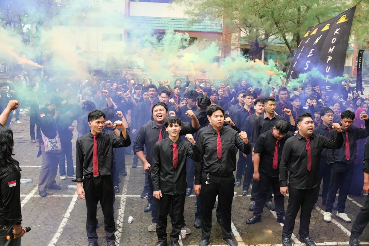 Momen Kirab 177