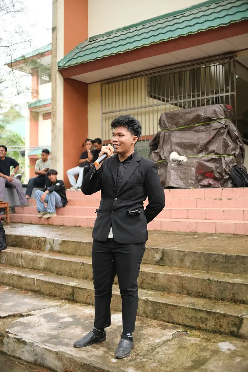 Momen Kirab 195