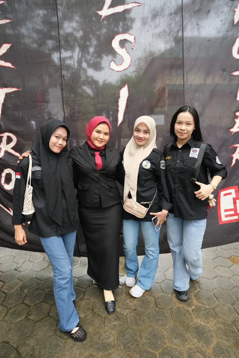 Momen Kirab 209