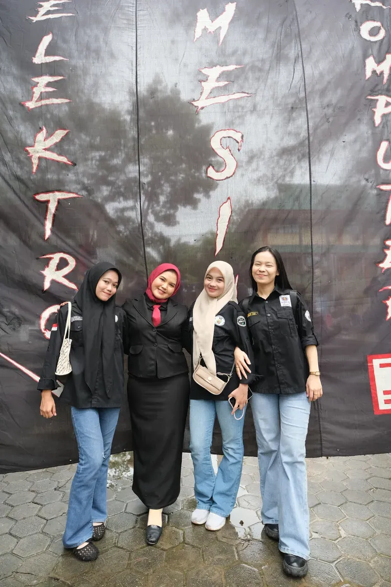 Momen Kirab 213