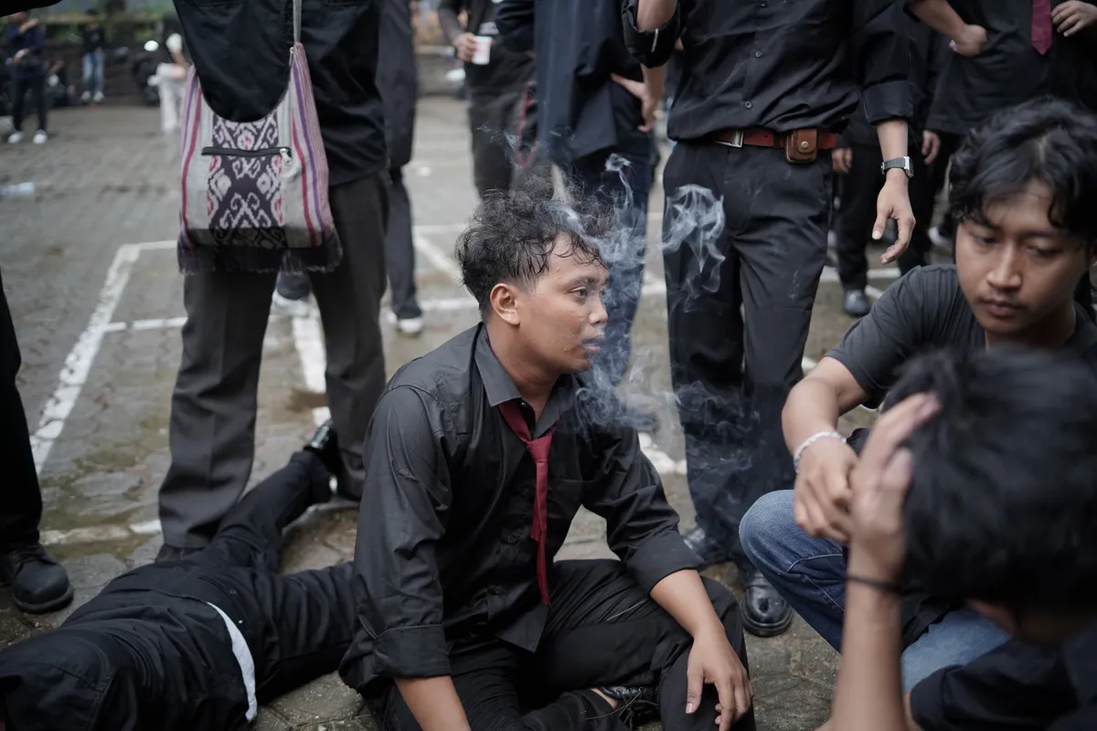Momen Kirab 230