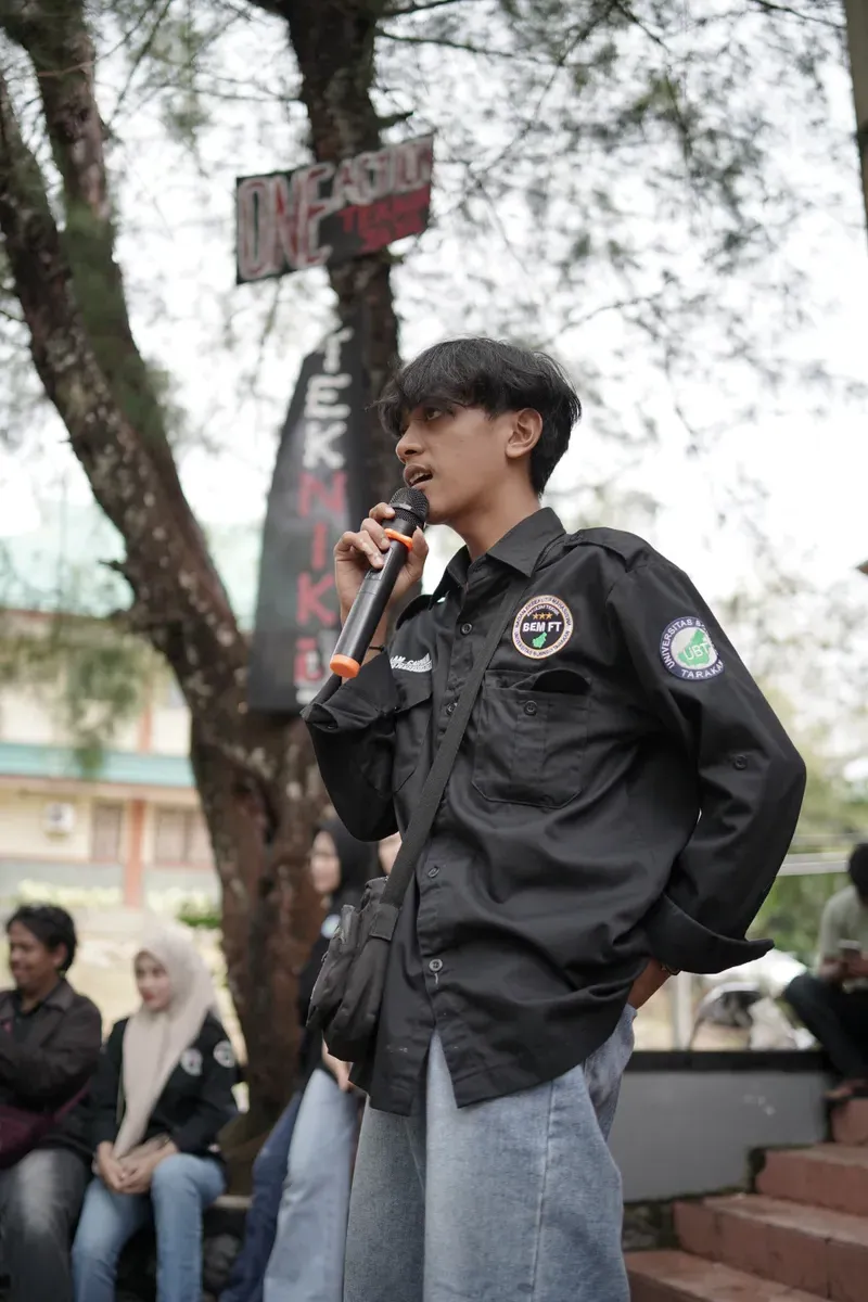 Momen Kirab 256