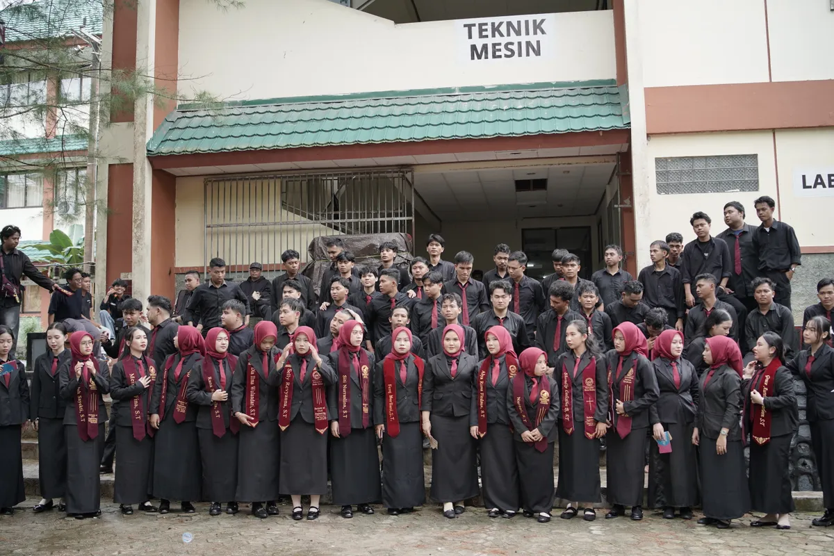 Momen Kirab 297
