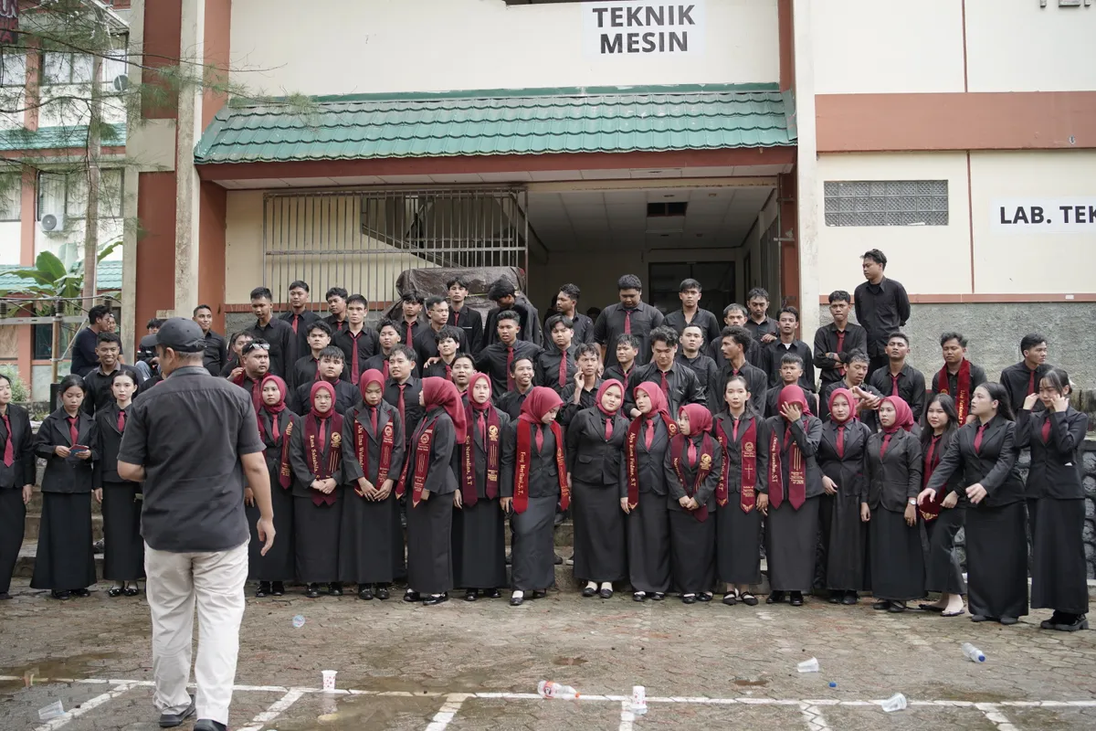 Momen Kirab 298