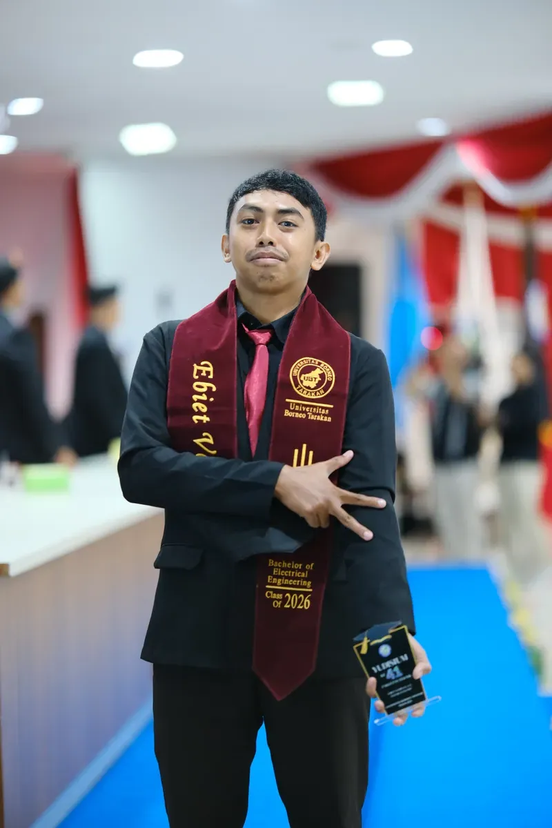 Momen Yudisium 99