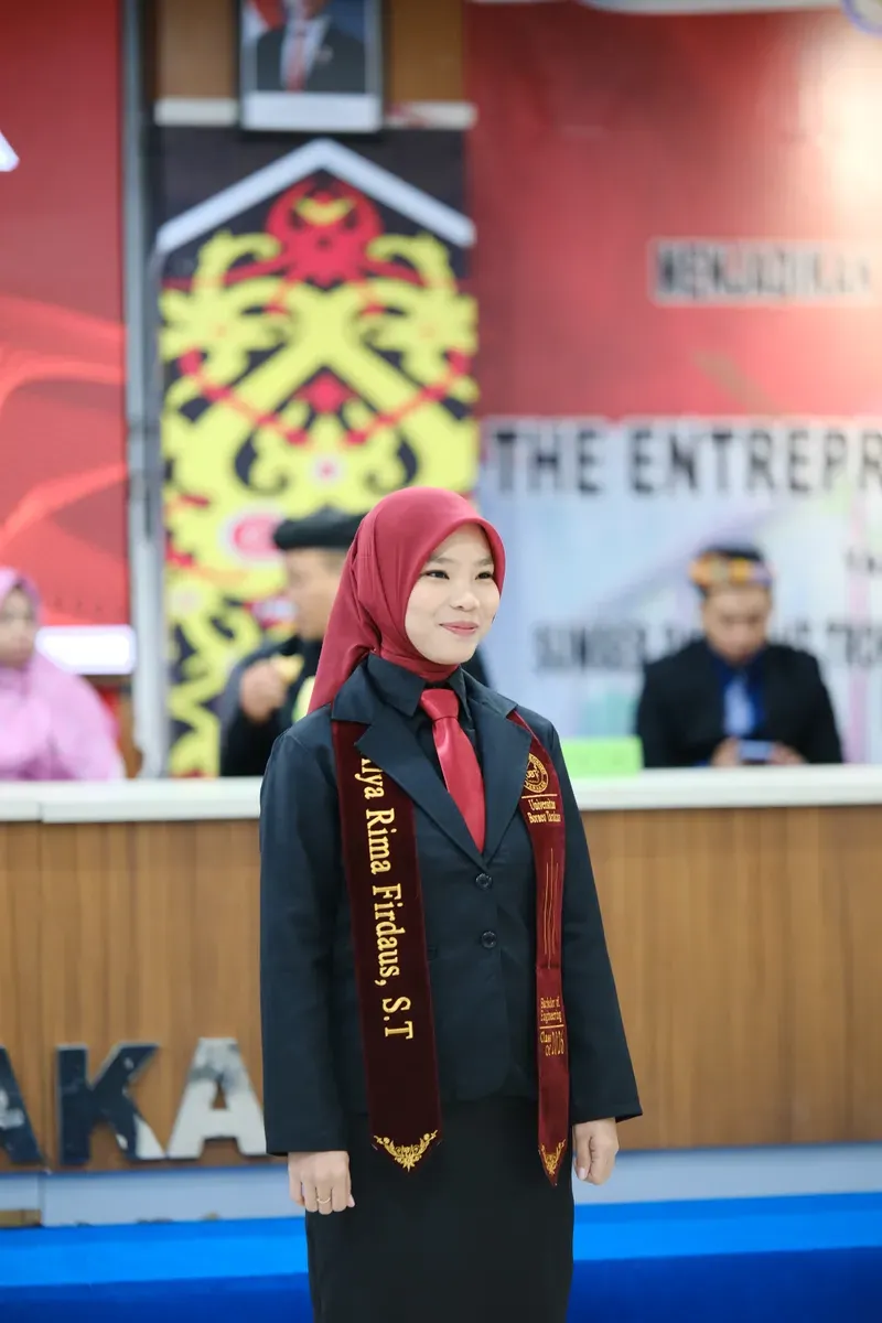 Momen Yudisium 140
