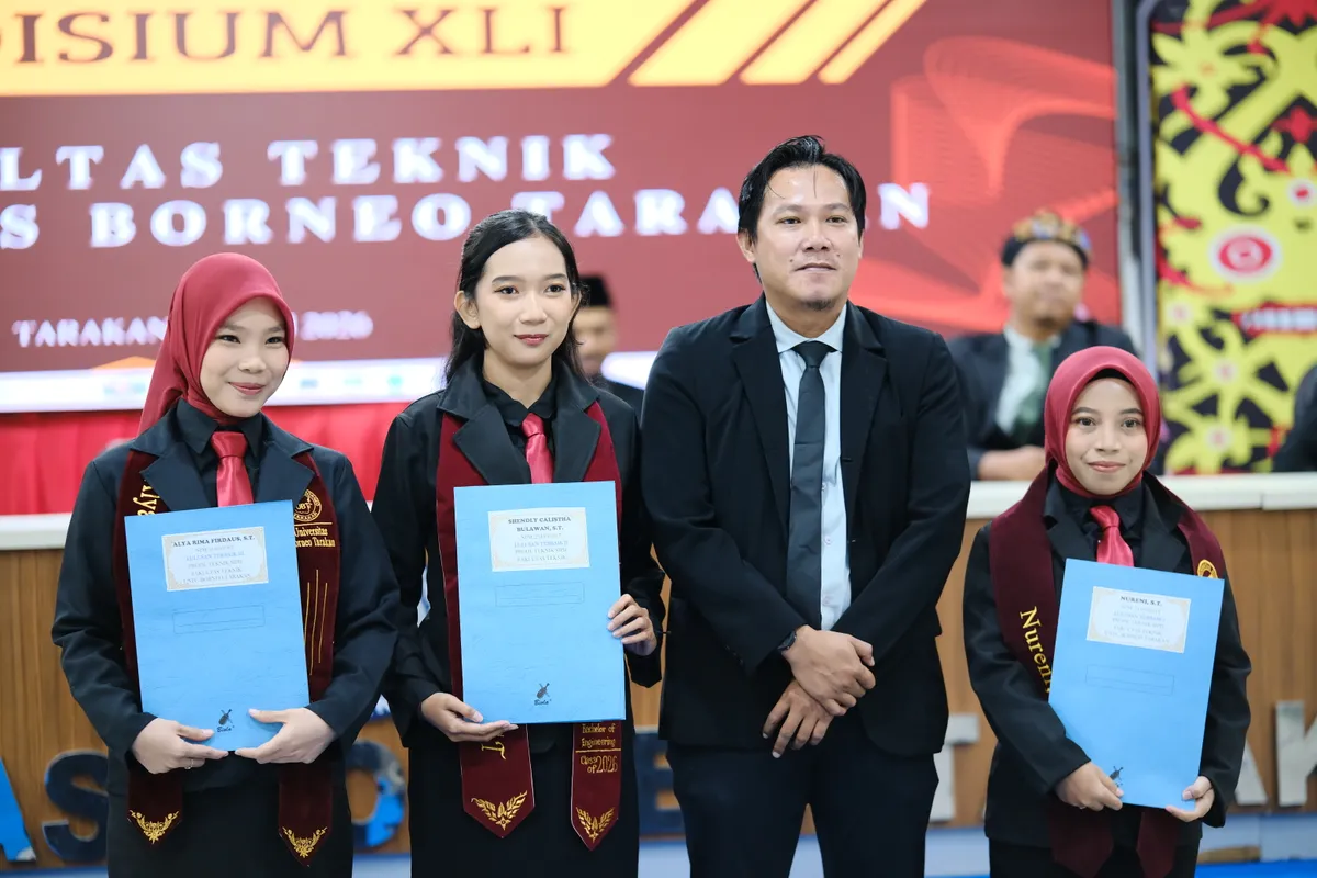 Momen Yudisium 141