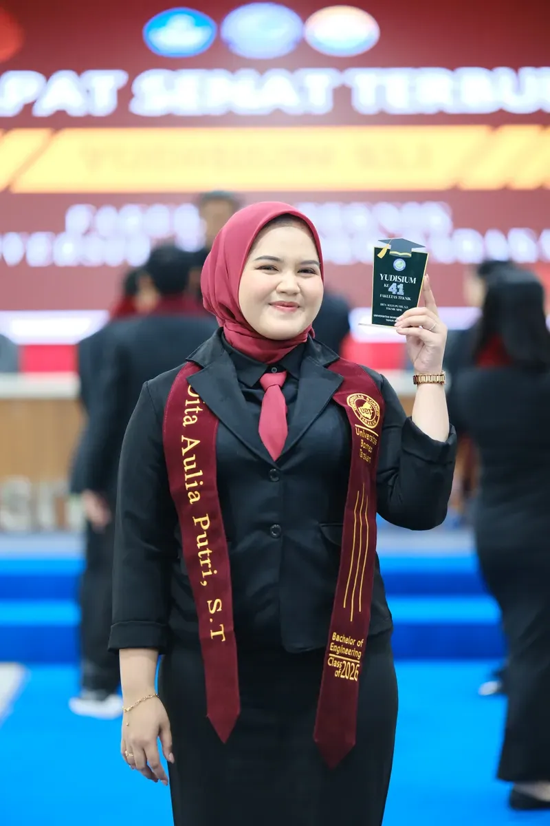 Momen Yudisium 172