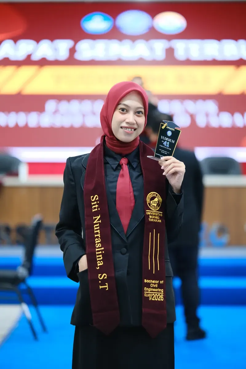 Momen Yudisium 175