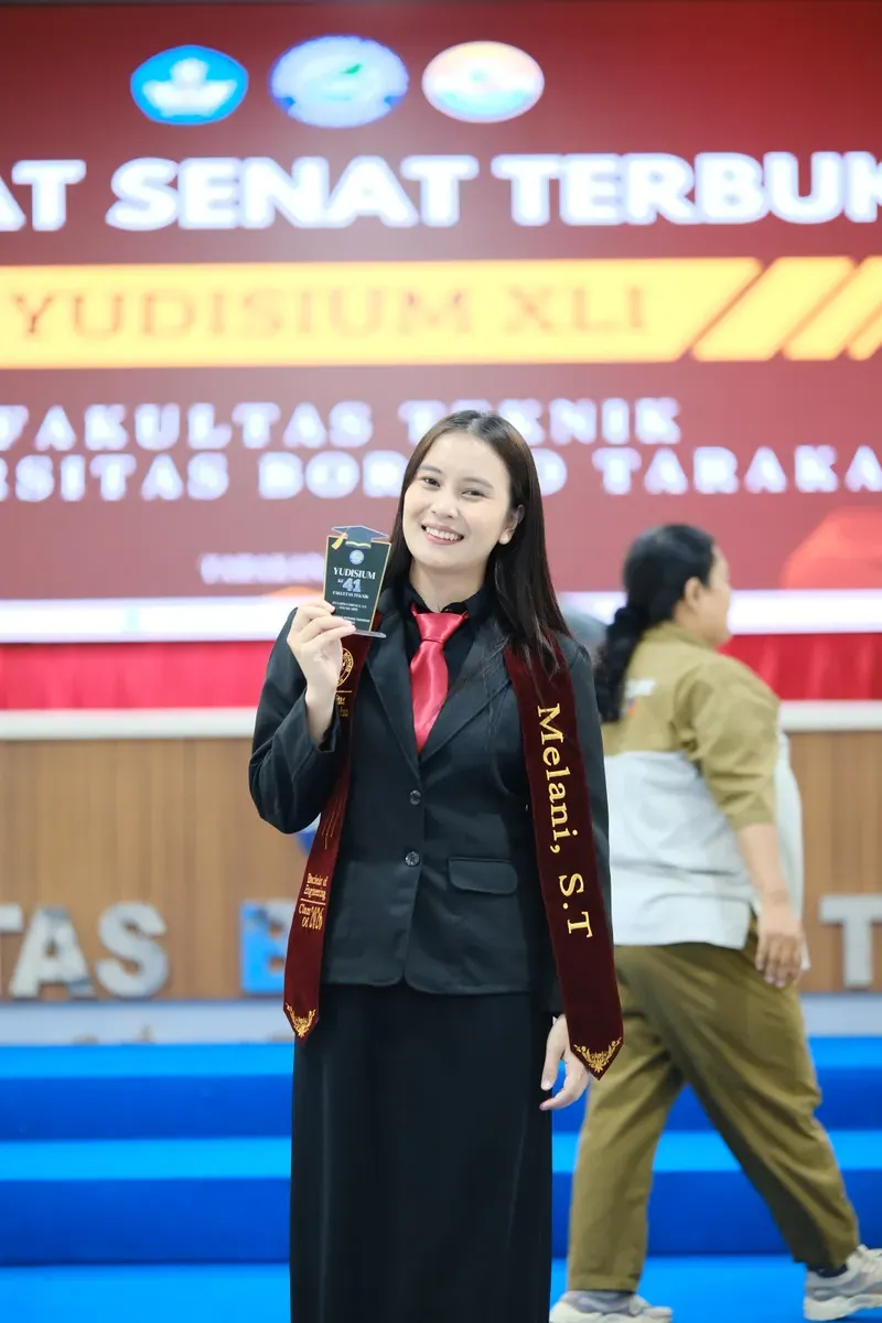 Momen Yudisium 186
