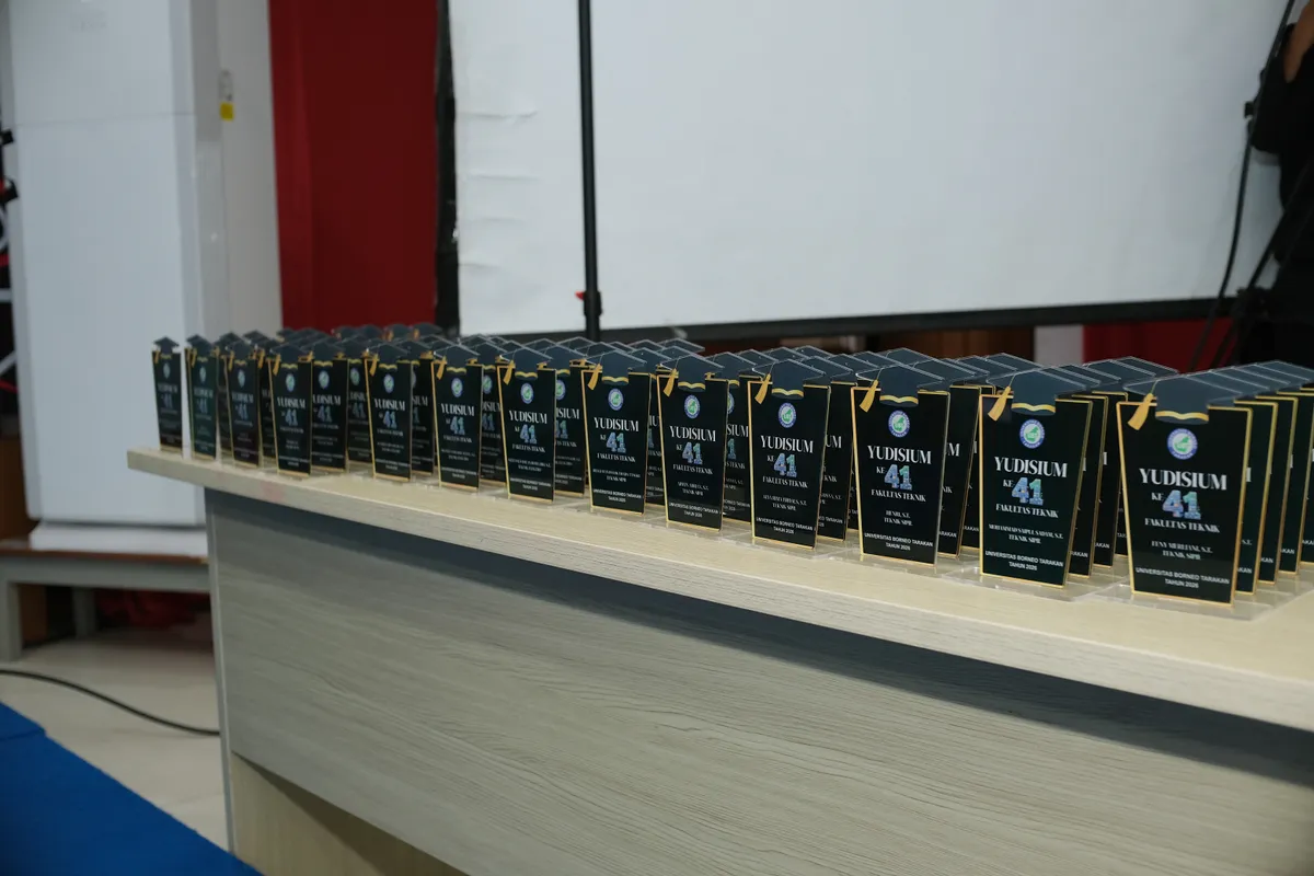 Momen Yudisium 201