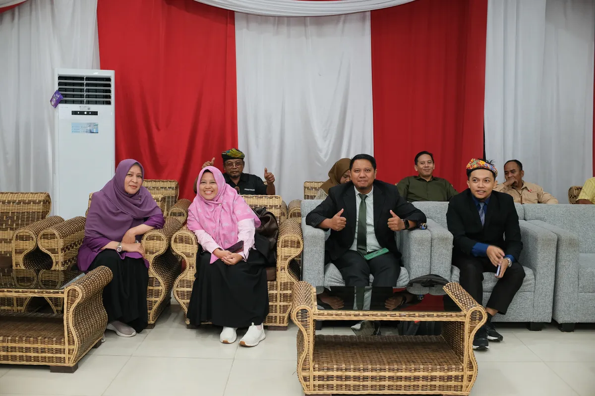 Momen Yudisium 208