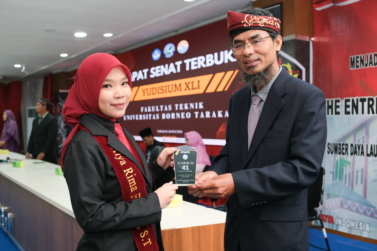 Momen Yudisium 255
