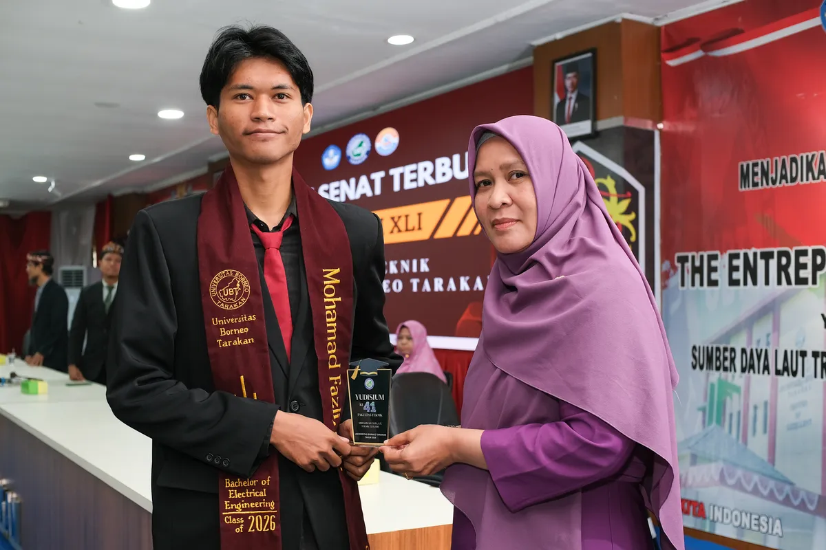 Momen Yudisium 274