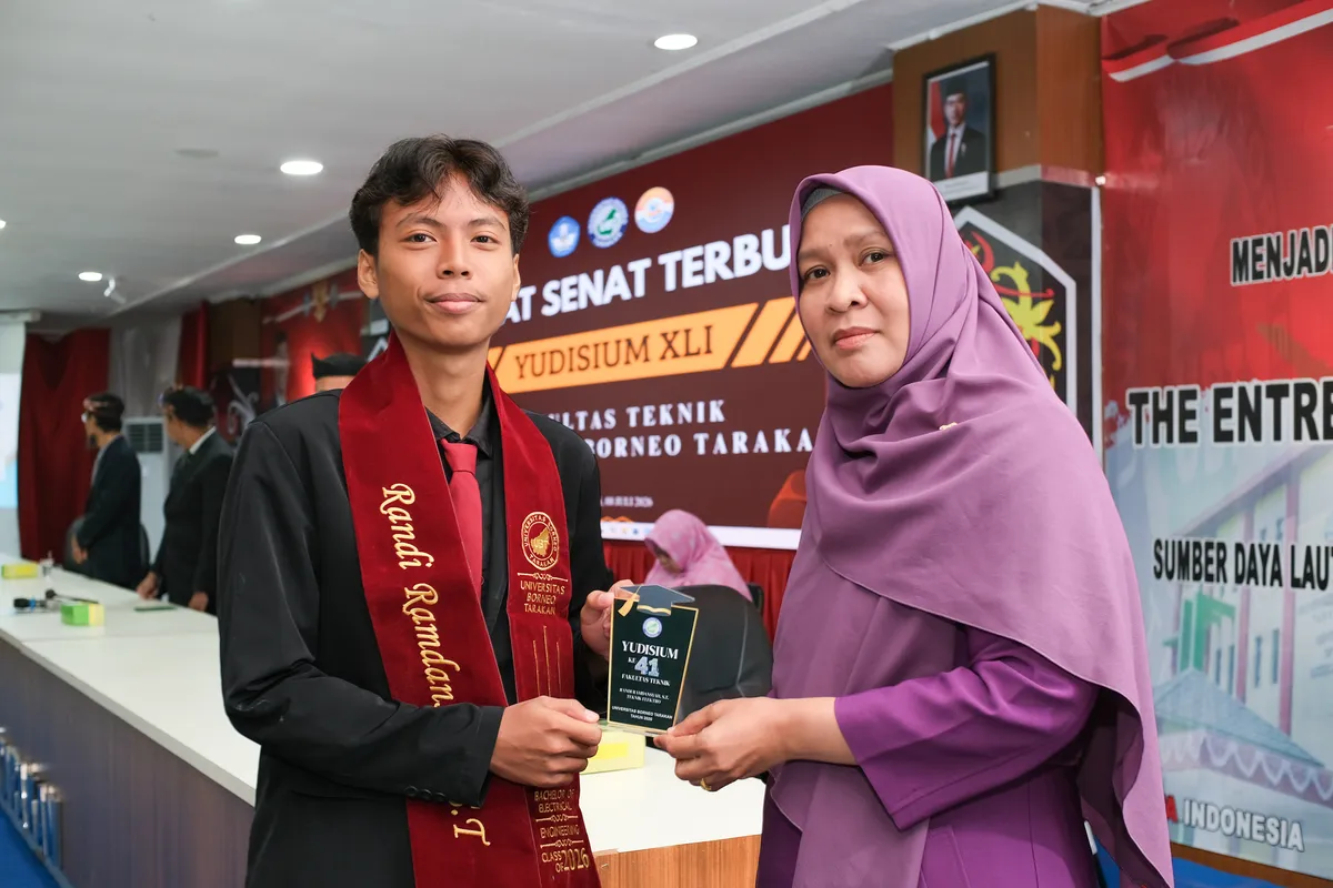 Momen Yudisium 278