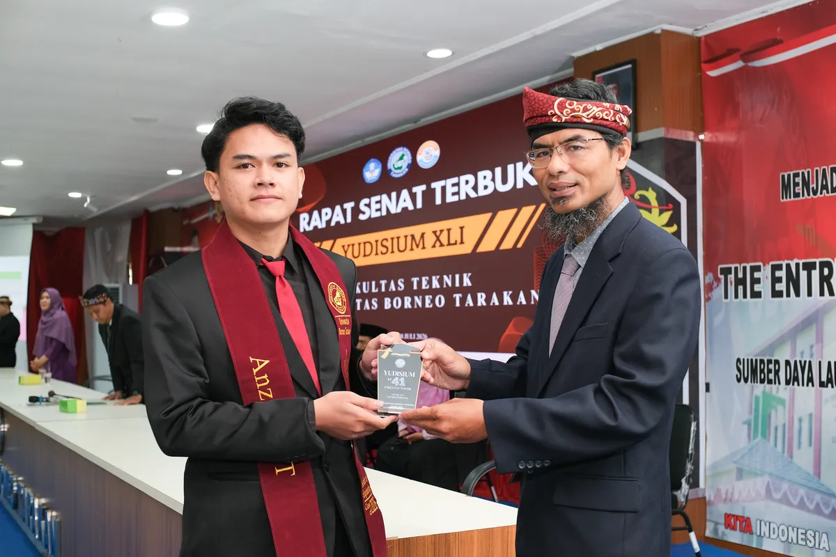 Momen Yudisium 290