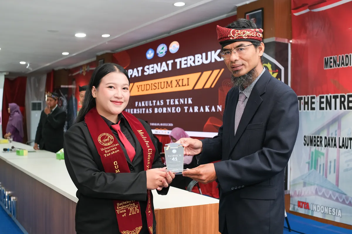 Momen Yudisium 294