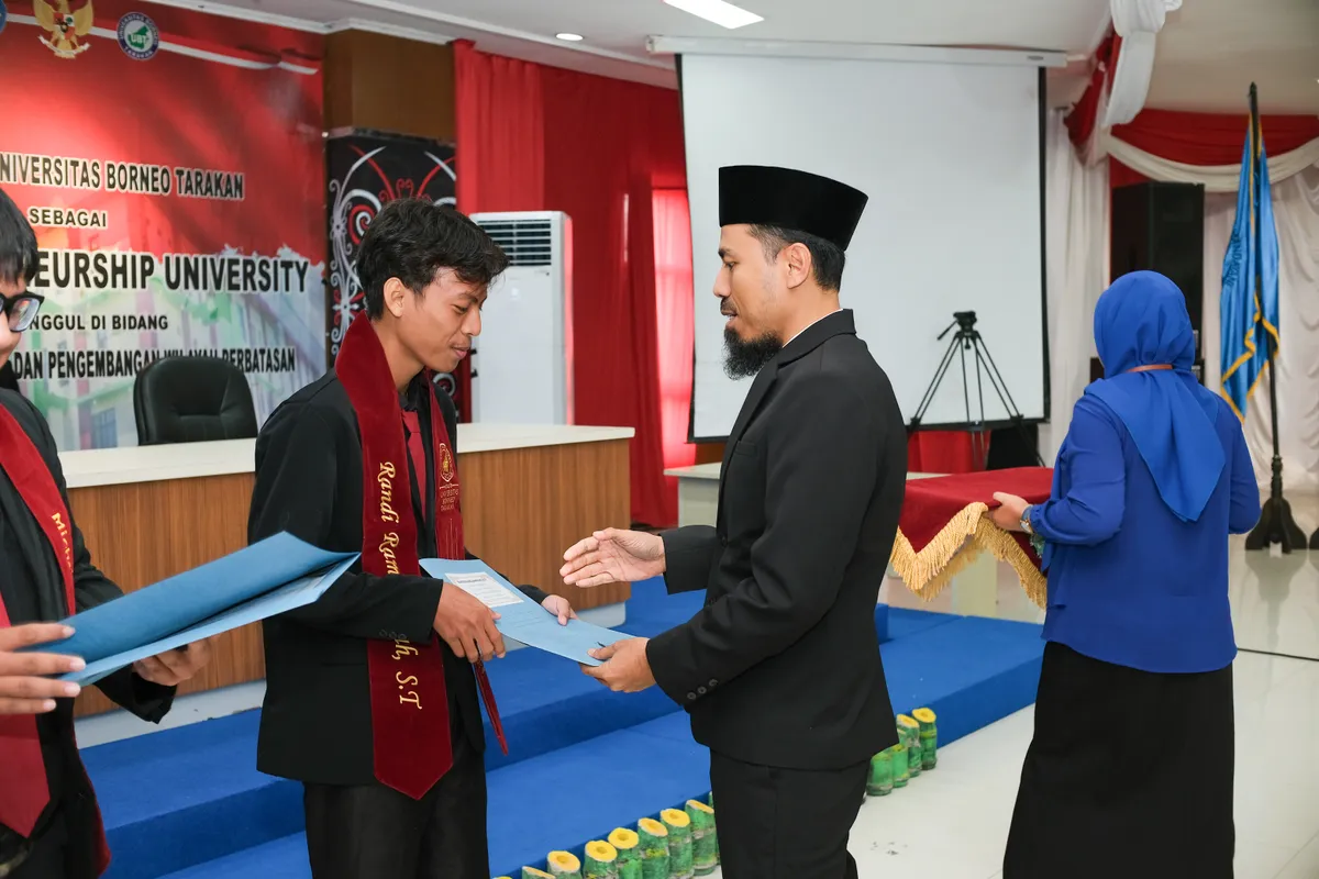 Momen Yudisium 315