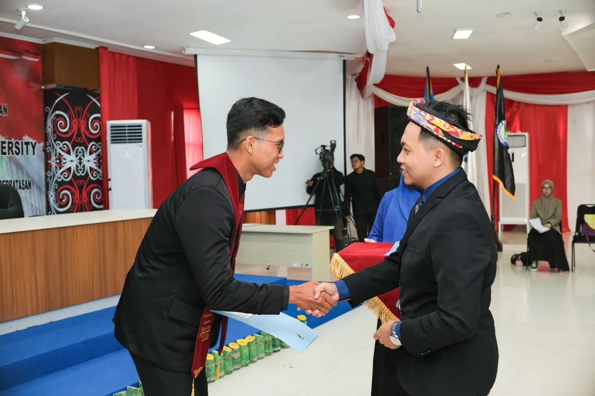 Momen Yudisium 319