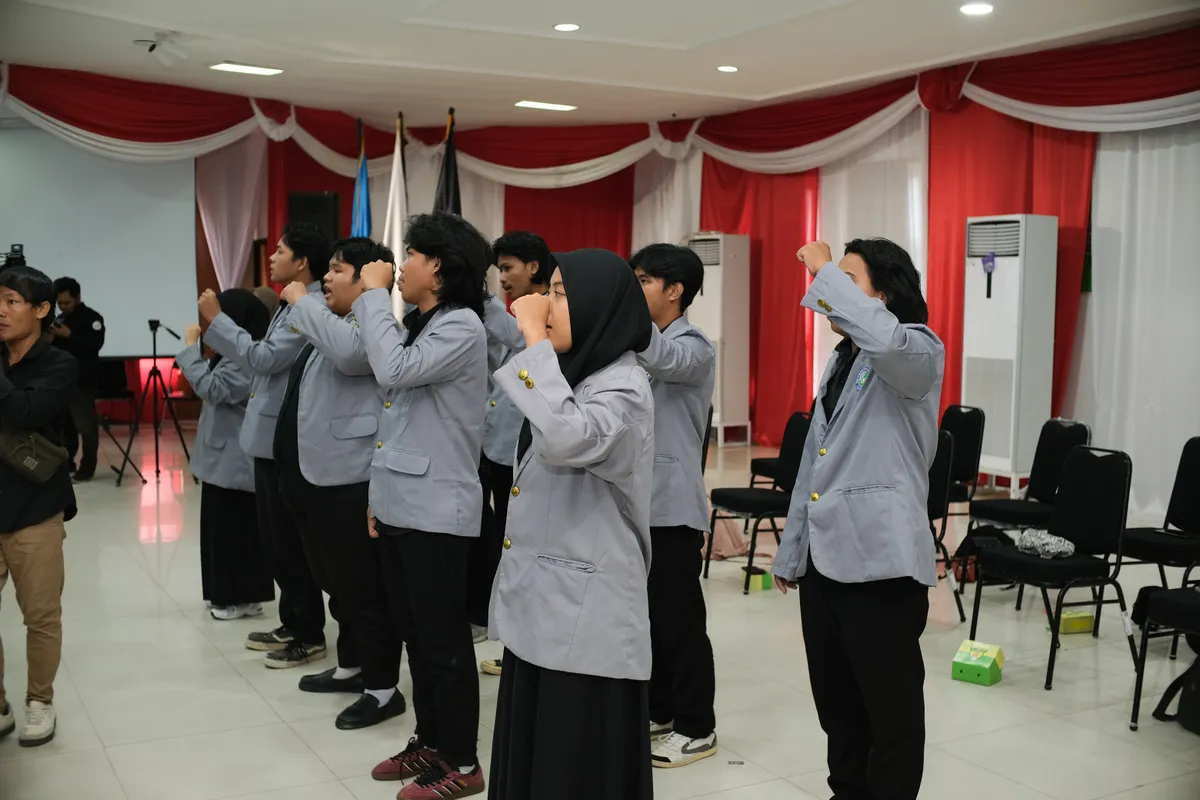 Momen Yudisium 338