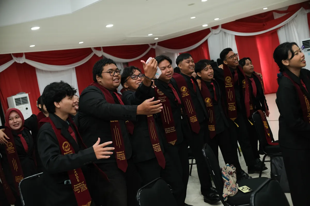 Momen Yudisium 344