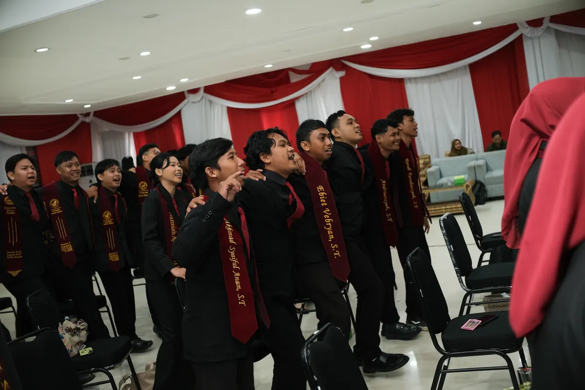 Momen Yudisium 347