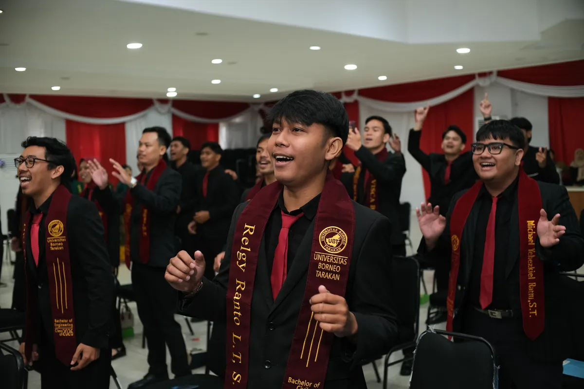 Momen Yudisium 354