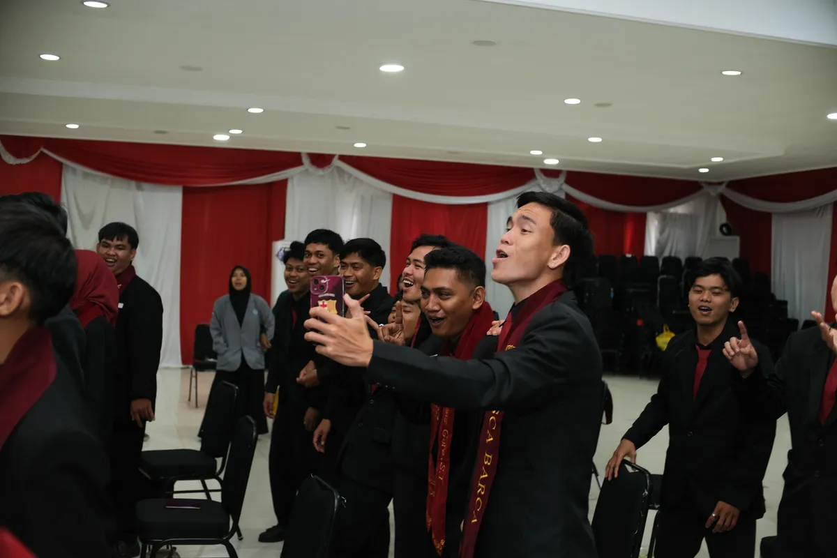 Momen Yudisium 359