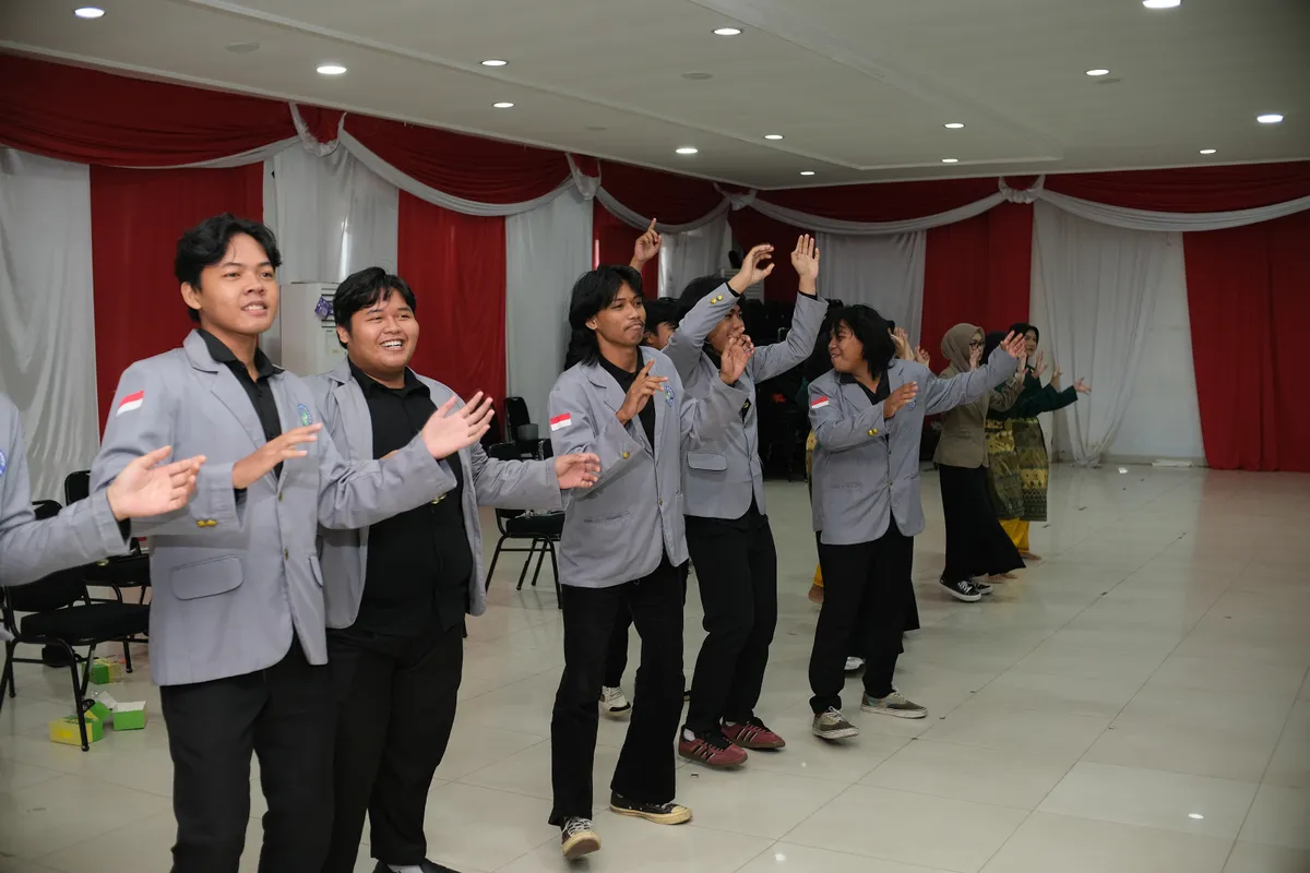 Momen Yudisium 366