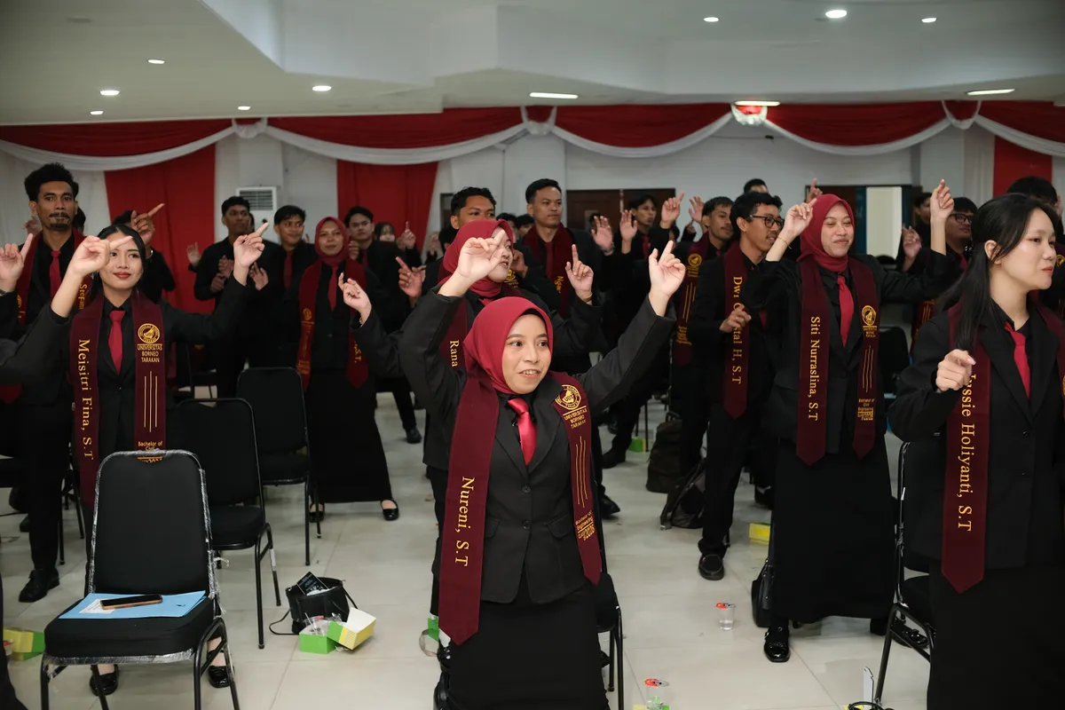 Momen Yudisium 367