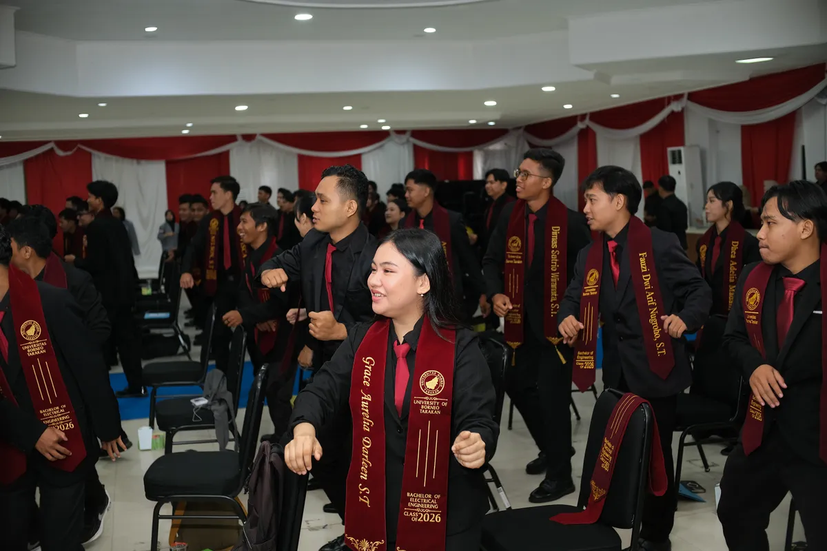 Momen Yudisium 373
