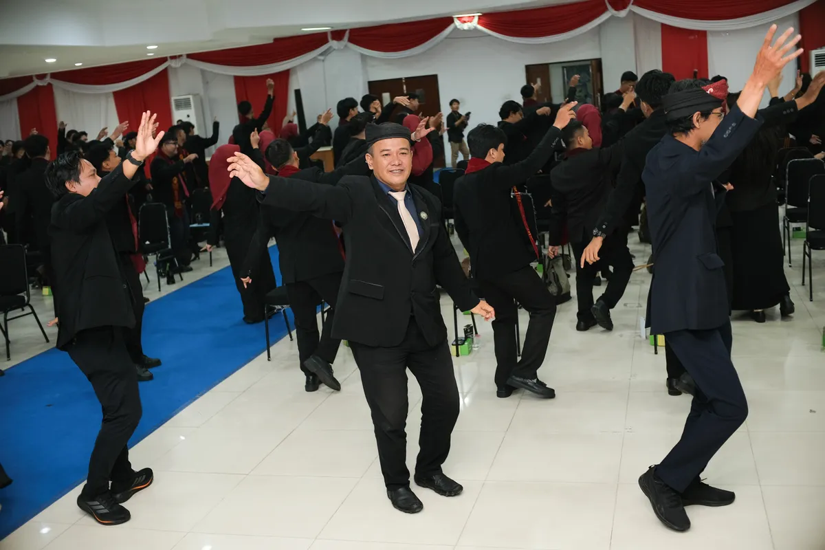 Momen Yudisium 383